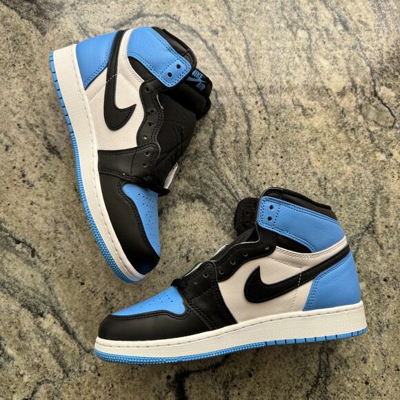 Air Jordan 1 Retro High OG University Blue GS 6.5 - Picture 4 of 8